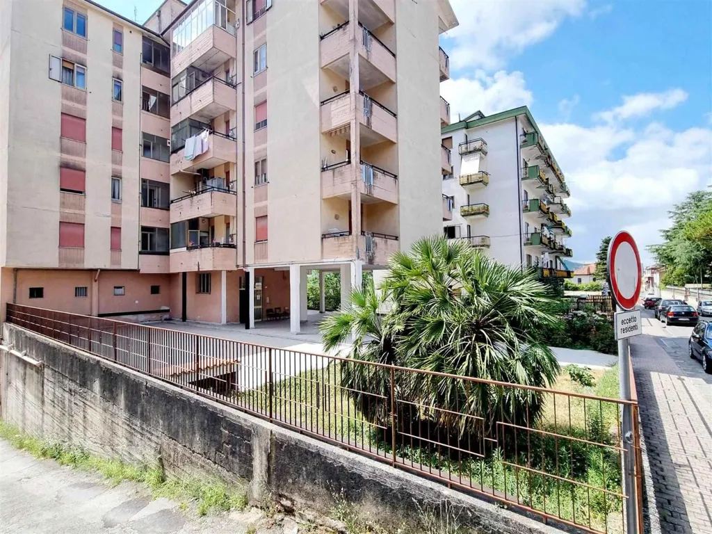 Välivaade - Apartment with Balcony in Central Montefalcione