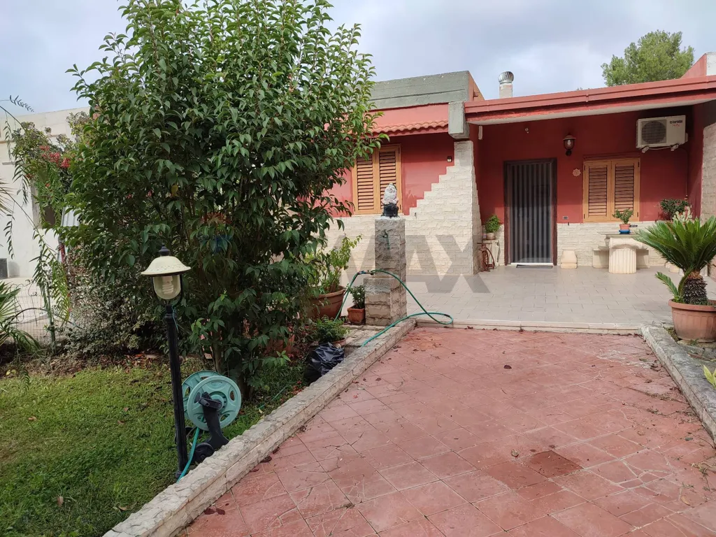 Jardin - Independent Villa with Pool in Cassano delle Murge