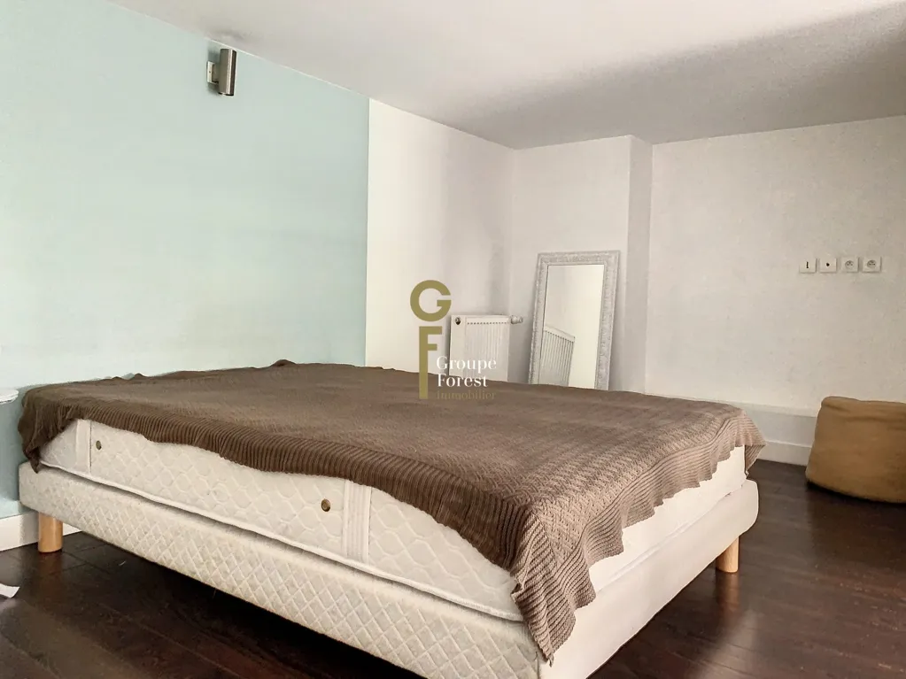 Chambres - Appartement Meublé avec Balcon à La Madeleine