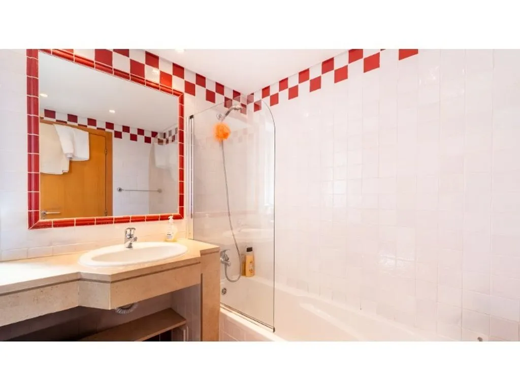 Salles de bain - Luxury Apartment with Golf Views in Vilamoura