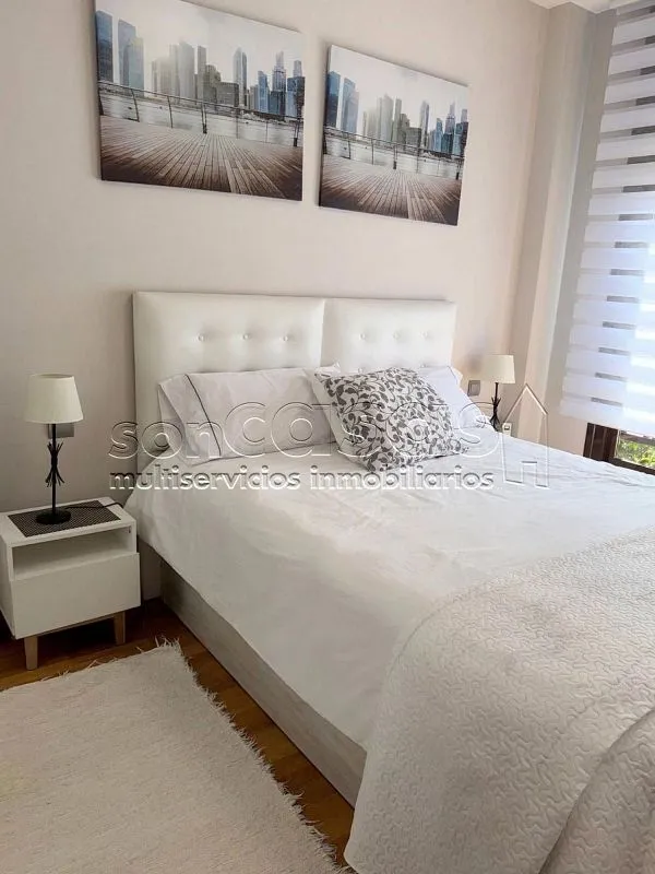 Chambres - 1-Bedroom Apartment with Pool in Rejas