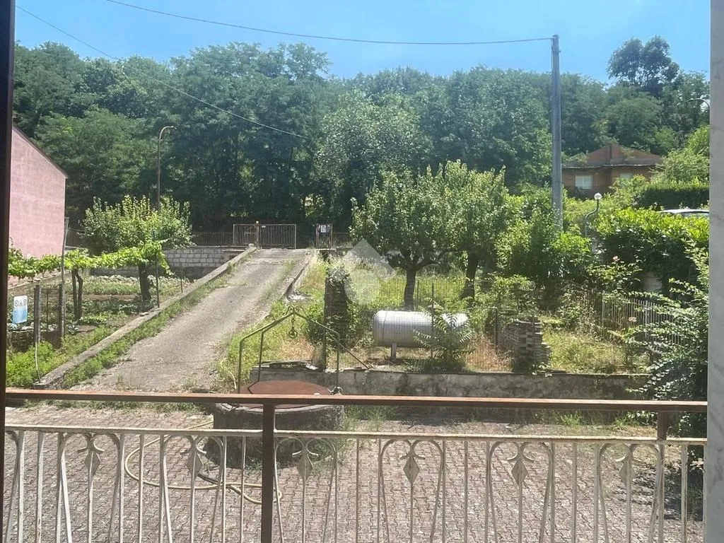 Rõdu - Spacious 5-Room Apartment with Garden in Motta Valle