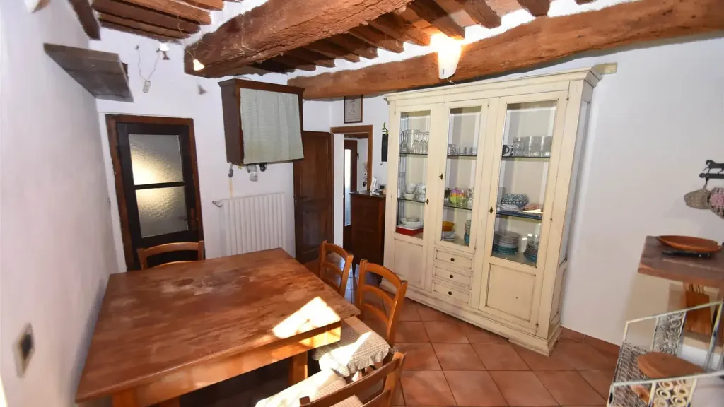Söögituba - Tuscan-Style Apartment in Historic Centre, Rosignano Marittimo