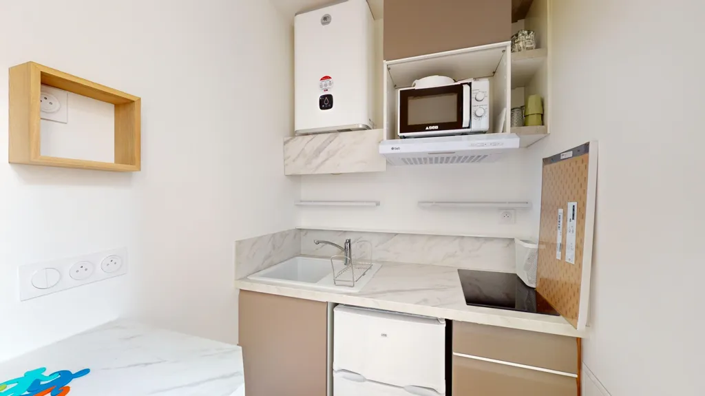 Cuisine - Studio Meublé en RDC à Dijon