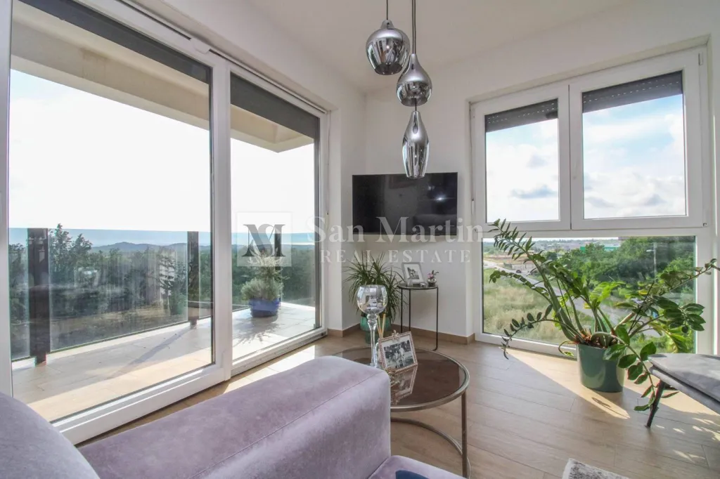 Living Room - Modern Apartment with Sea View in Poreč