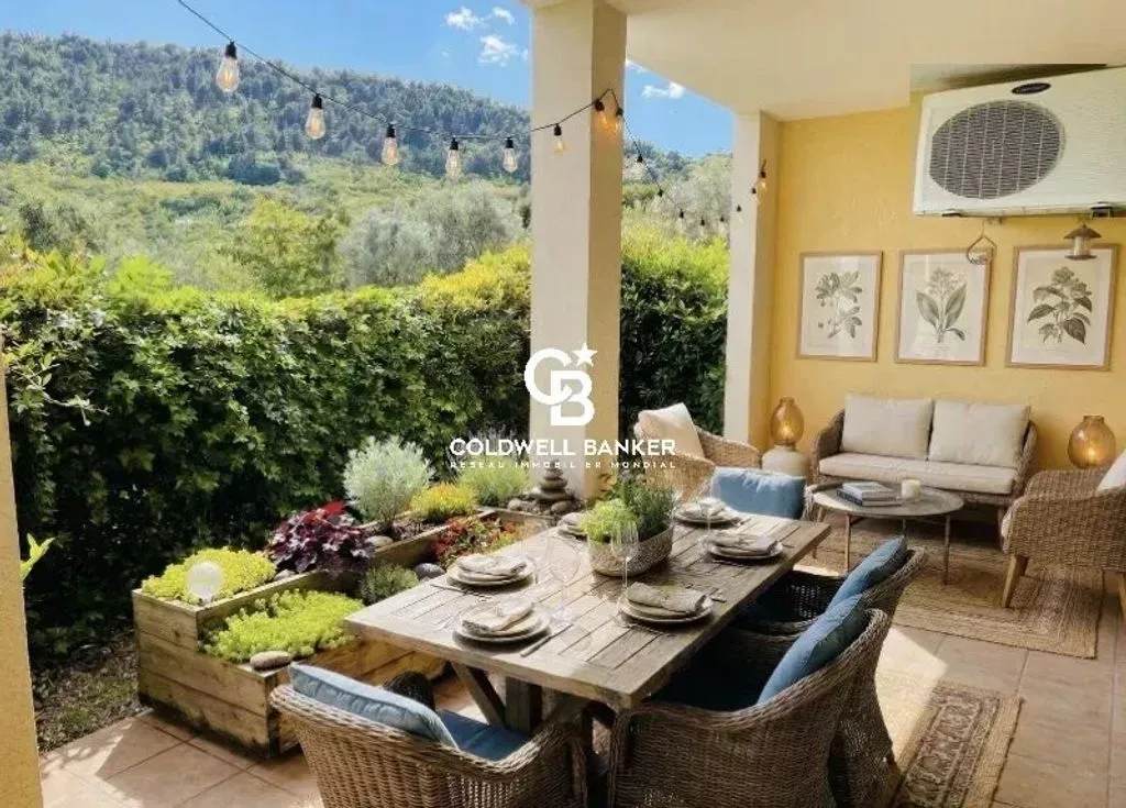 Terrass - Luxury Apartment with Pool in Èze