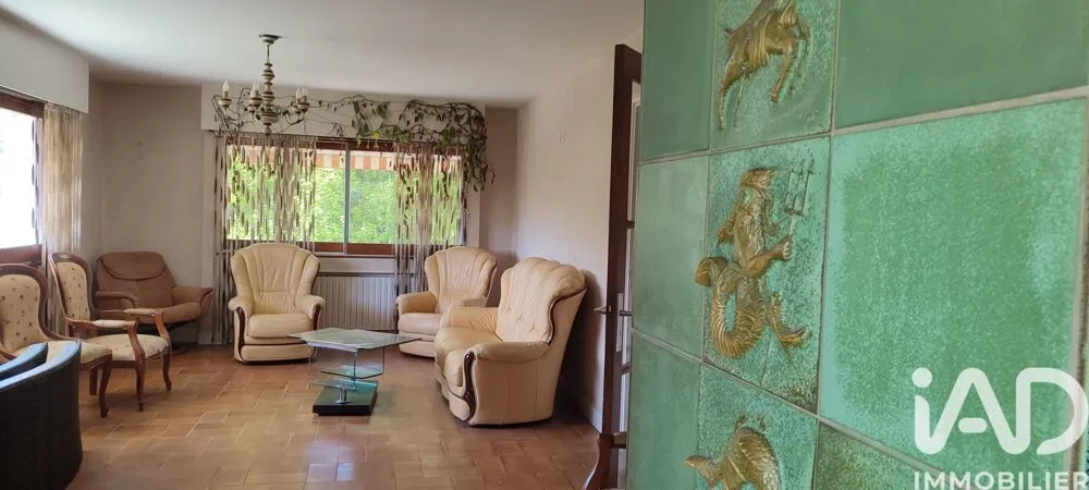 Maison 7 pièces à Salins-les-bains
