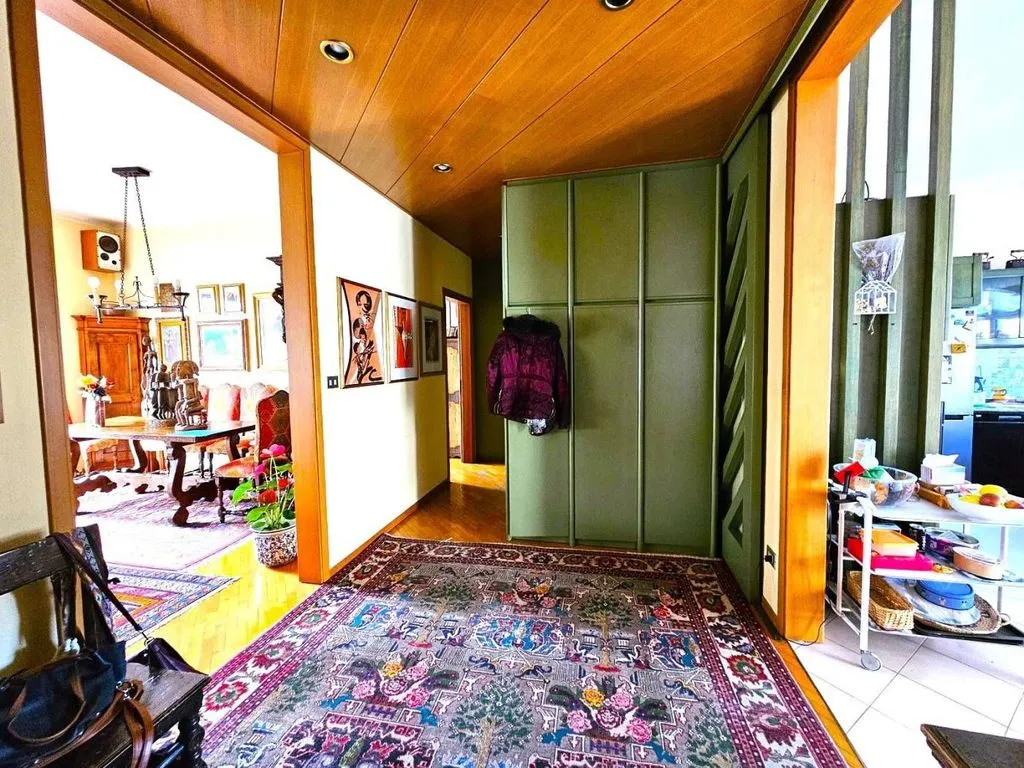Ingresso - Penthouse with Panoramic Views in Bologna