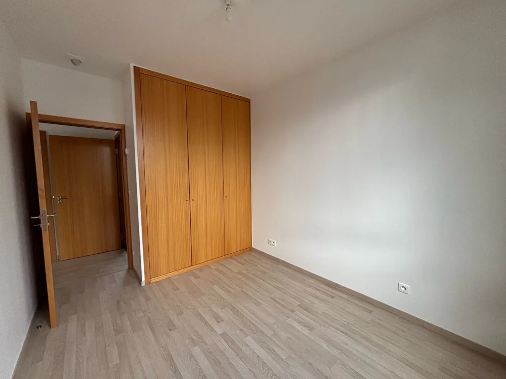 Bedrooms - Modern Duplex with Terrace in Sens Centre