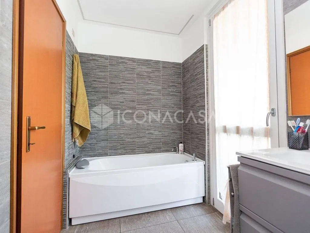 Vannitoad - Luxury Villa with Garden in Brugherio