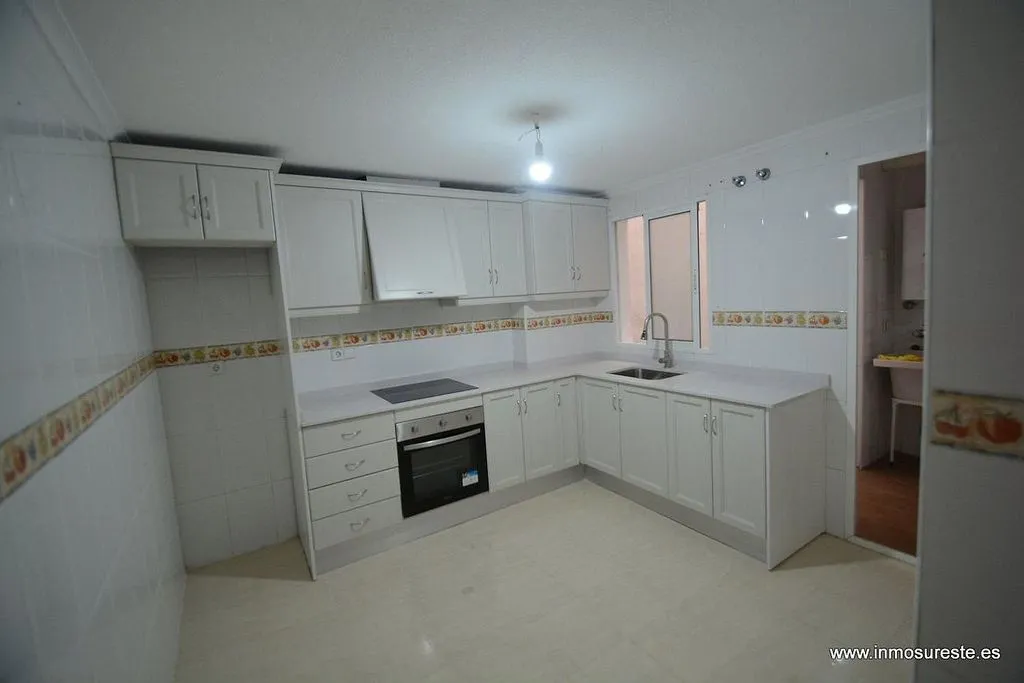 Cuisine - Contemporary Flat with Private Patio in Orihuela