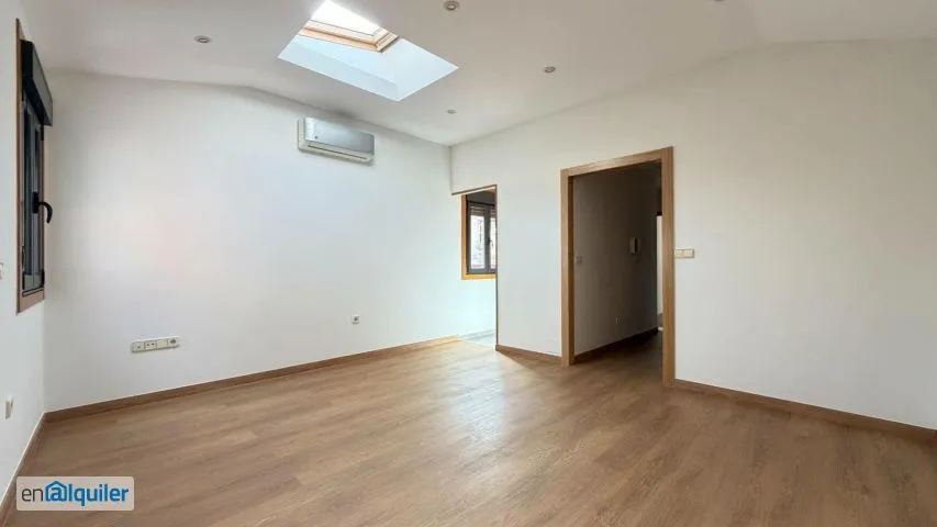Toad - Modern Flat with Ascender in Vigo's Old Town