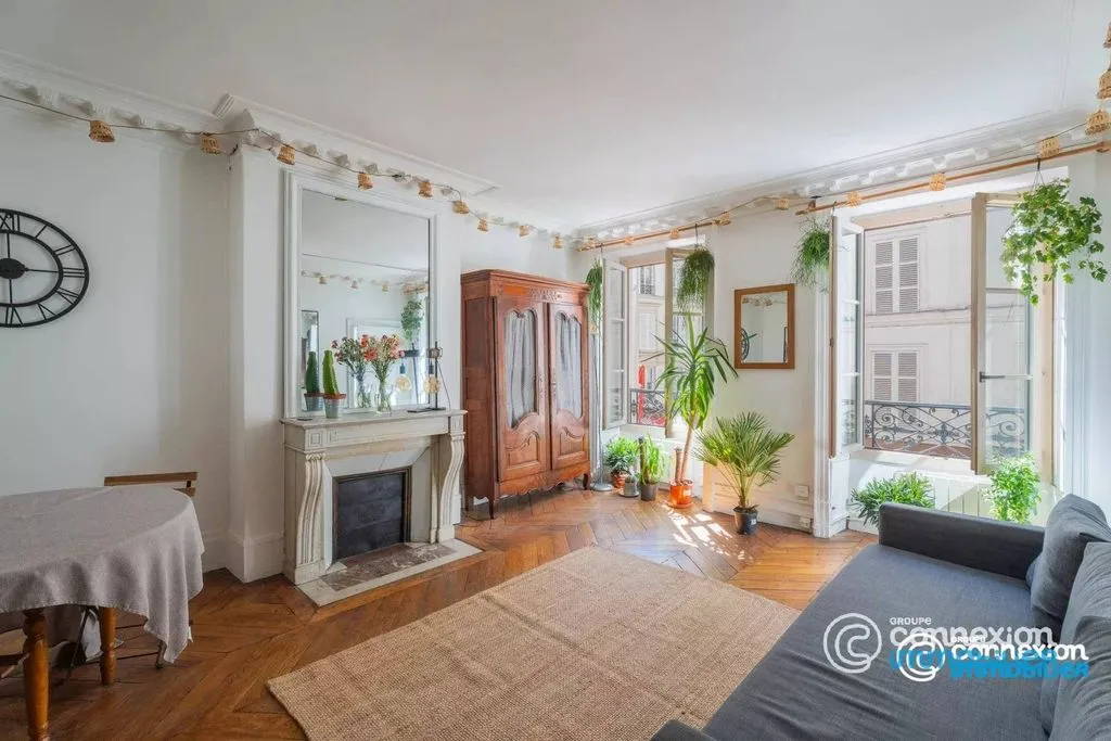 Elutuba - Charming 4-Piece Parisian Apartment in 9th Arrondissement