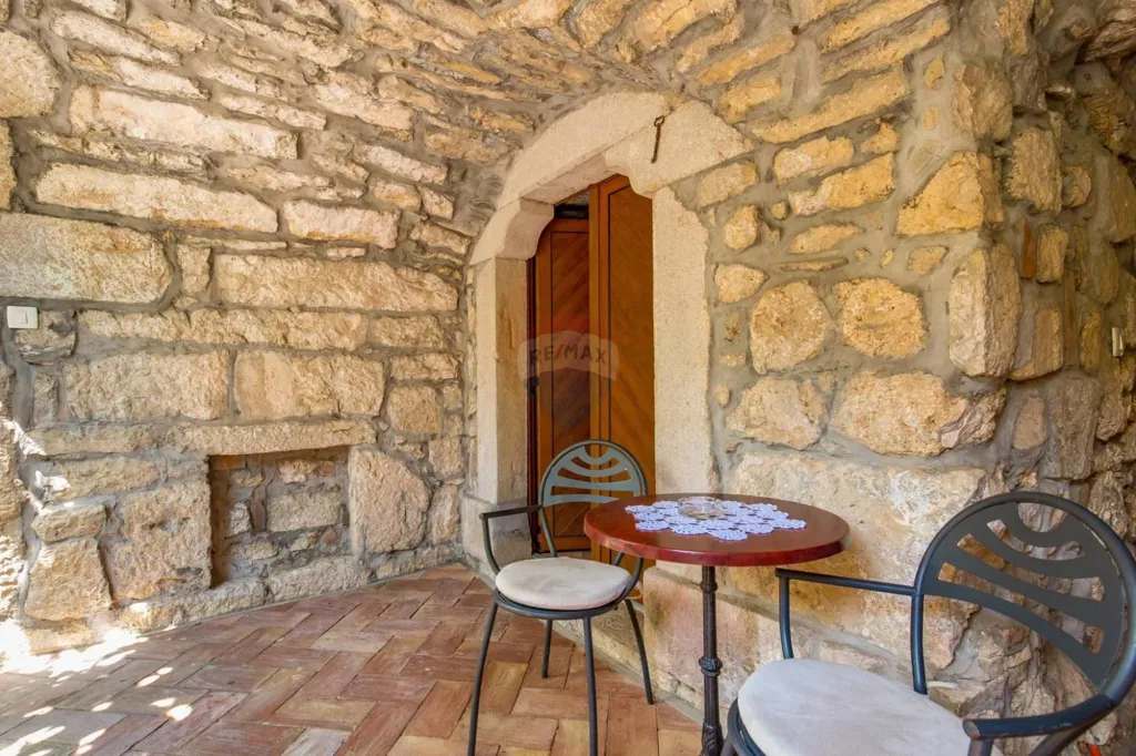Aed - Villa with Sea View in Tribalj
