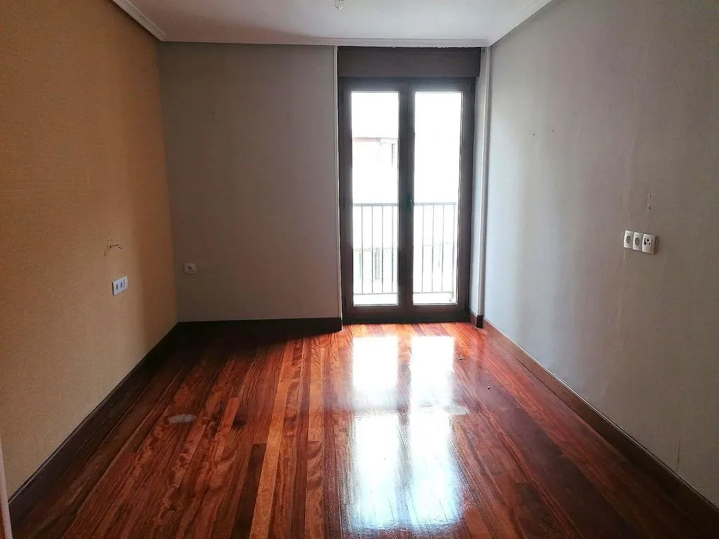 Pièces - Apartment with Balcony in San Sebastián