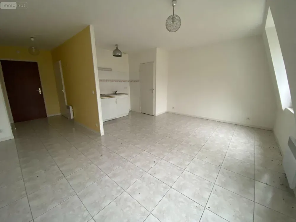 Elutuba - Bright Studio with Private Parking in Villedieu-sur-Indre