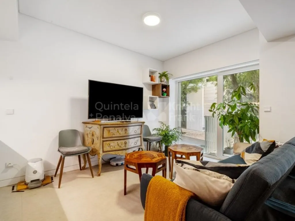 Soggiorno - 1-Bedroom Apartment with Balcony in Lisbon