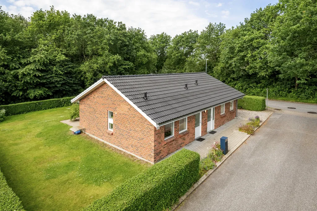 Õhuvaade - Co-op Flat with South-Facing Terrace in Gjellerup