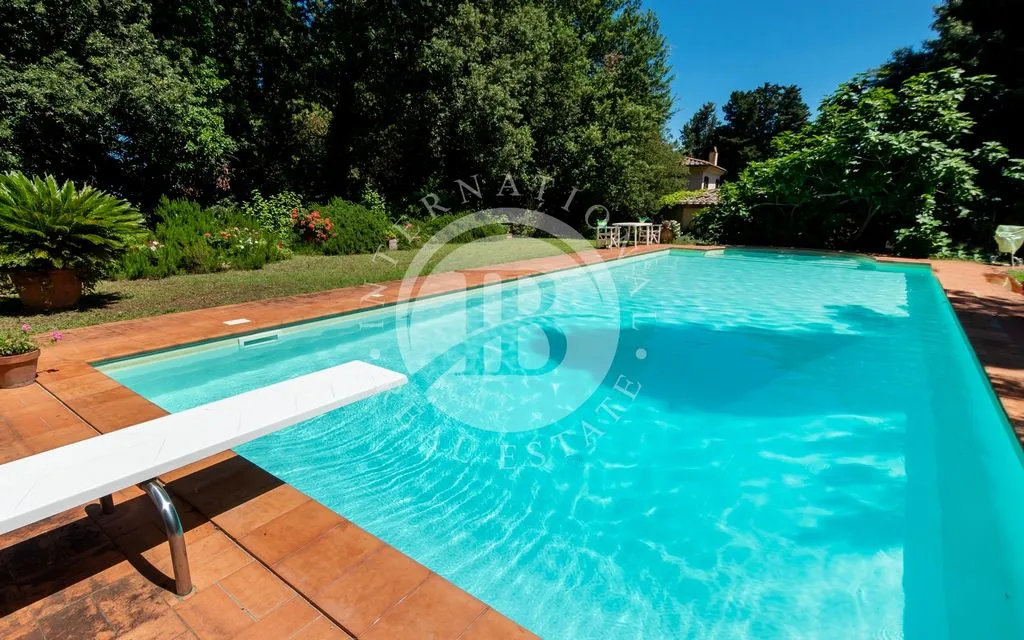Bassein - Luxury Villa with Pool in Castell'Anselmo