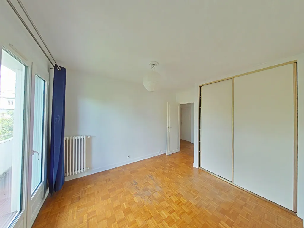 Pièces - Appartement 5 Pièces avec Balcons à Joué-les-Tours