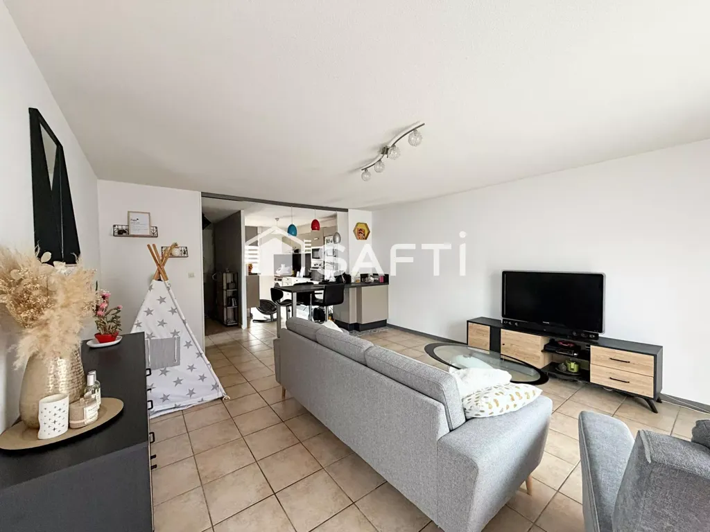 Elutuba - Modernised Apartment with Balcony in Aucamville