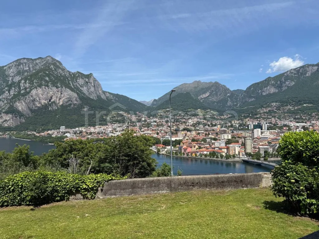 Villa with Lake View in Malgrate