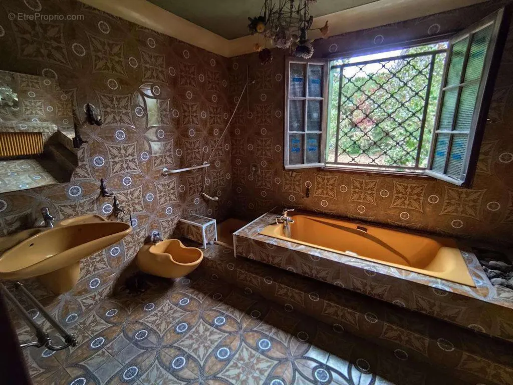 Bathrooms - Duplex House with Garden in Andernos