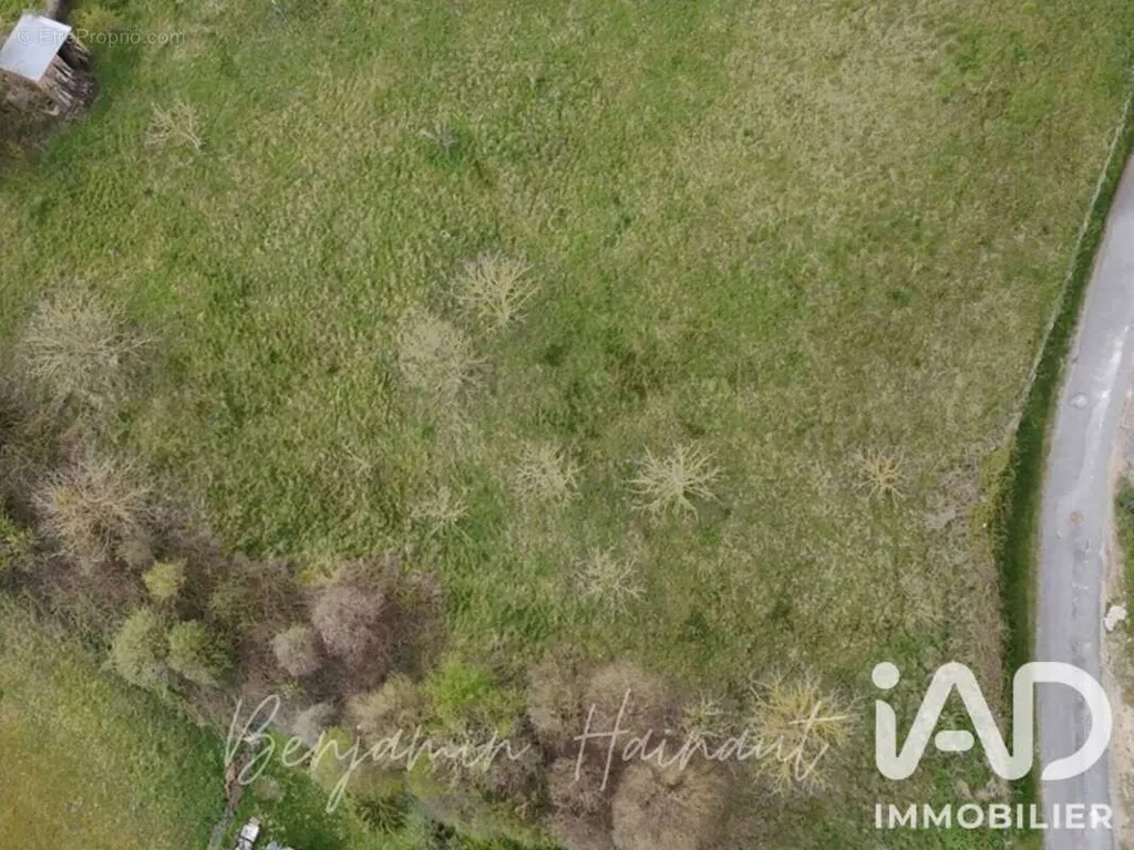 Vue aérienne - Terrain Constructible à Saint-Brice