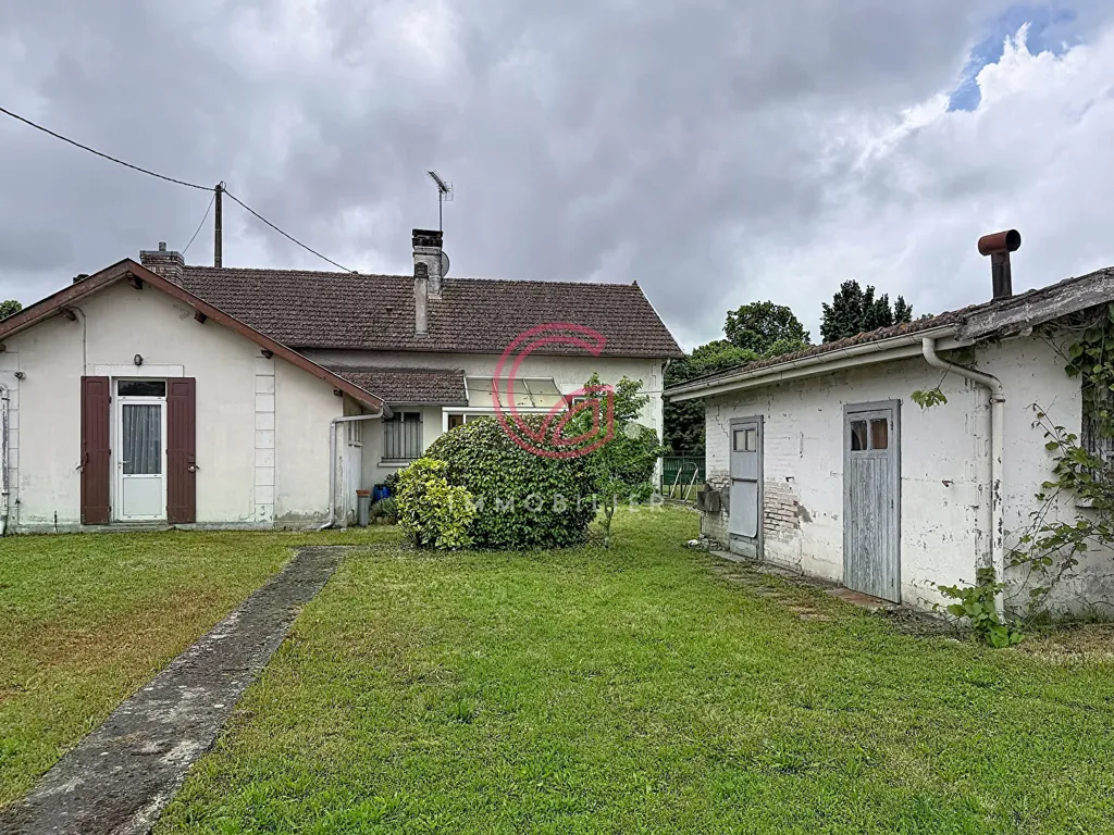 Garden - City Centre Property with Dual Living Spaces