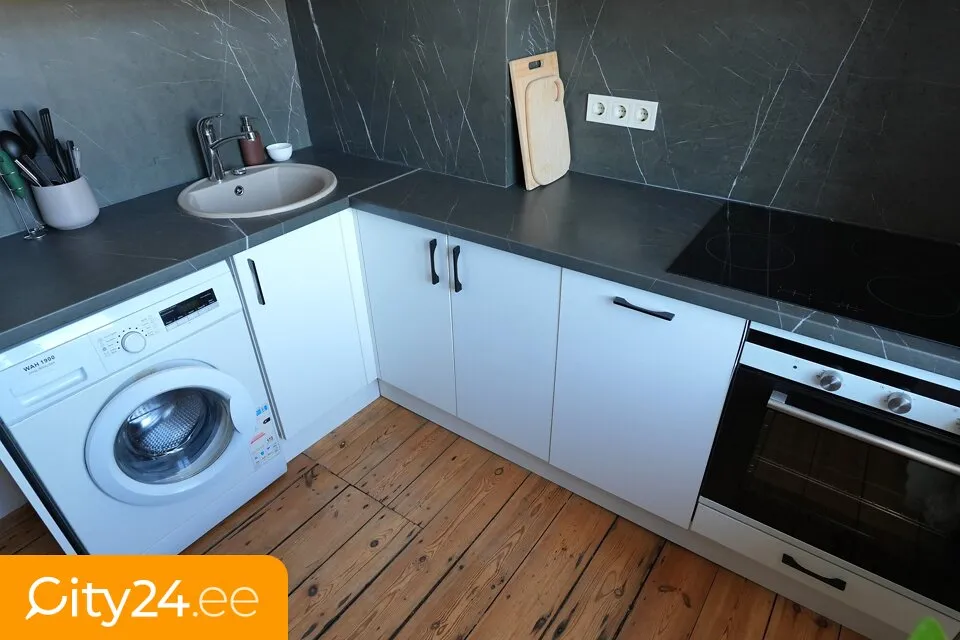 Cuisine - 3-Bedroom Apartment with River View in Riga