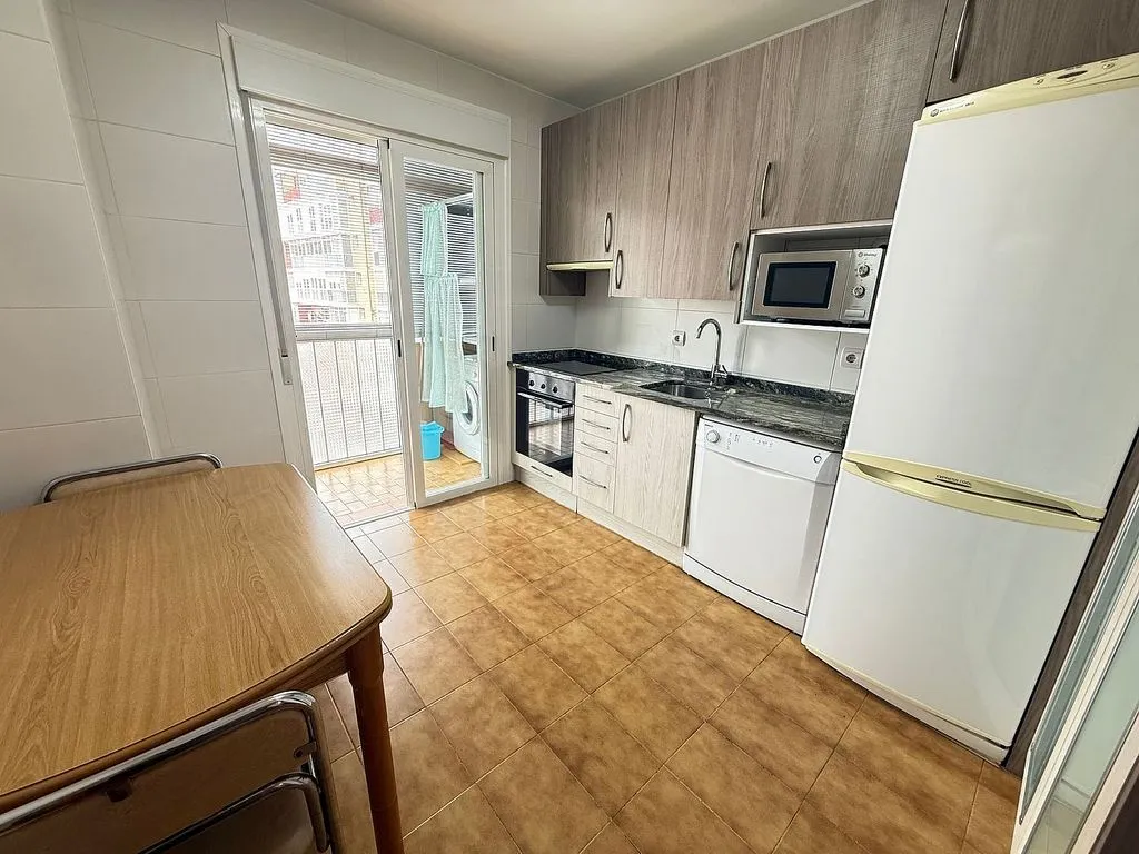 Cuisine - Apartment with Terrace and Garage in Gamonal