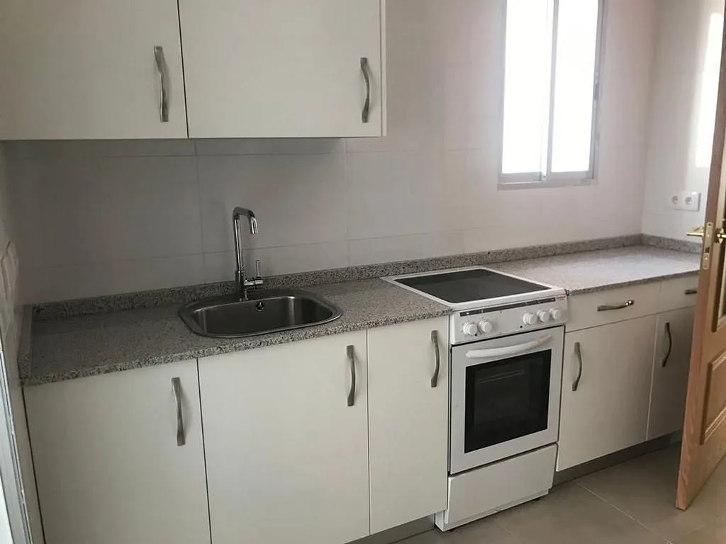 Kitchen - Modernised Flat with Terrace in Monumental City Centre