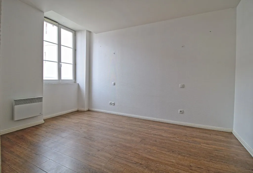 Stanze - City Centre Flat with Parking in Dax