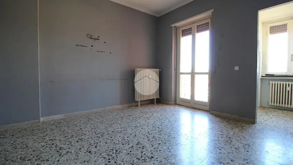 Pièces - Penthouse Apartment with Panoramic View in Brandizzo
