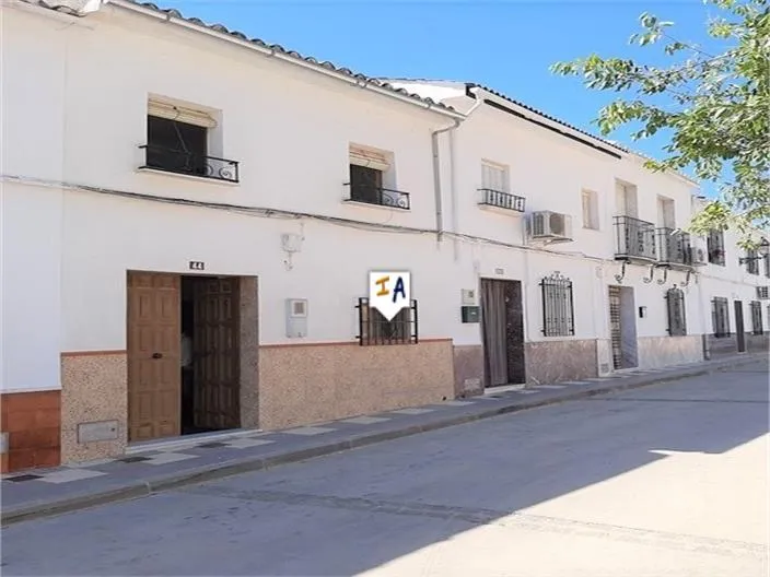 Välivaade - Townhouse with Courtyard in El Esparragal