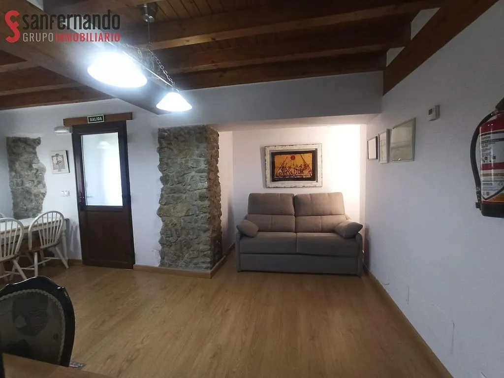Séjour - 1-Bedroom Apartment with Terrace in Queveda