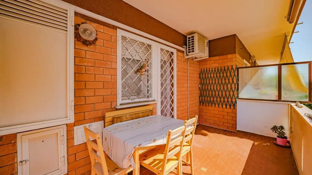 Rõdu - Apartment with Parking in Torvaianica Centre