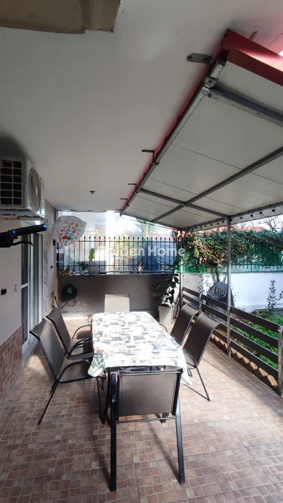 Terrass - Modern Flat with Sea View in Mouries