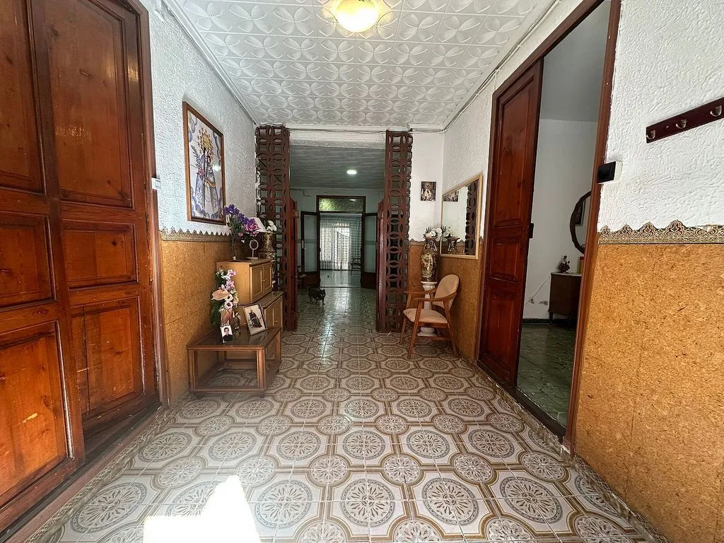 Entrée - Terraced House with Balcony in Manises Centre