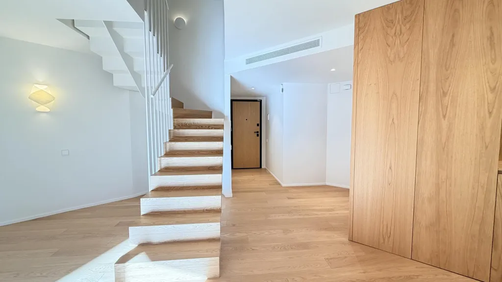 Pièces - Fully Renovated Duplex with Privacy in Alicante