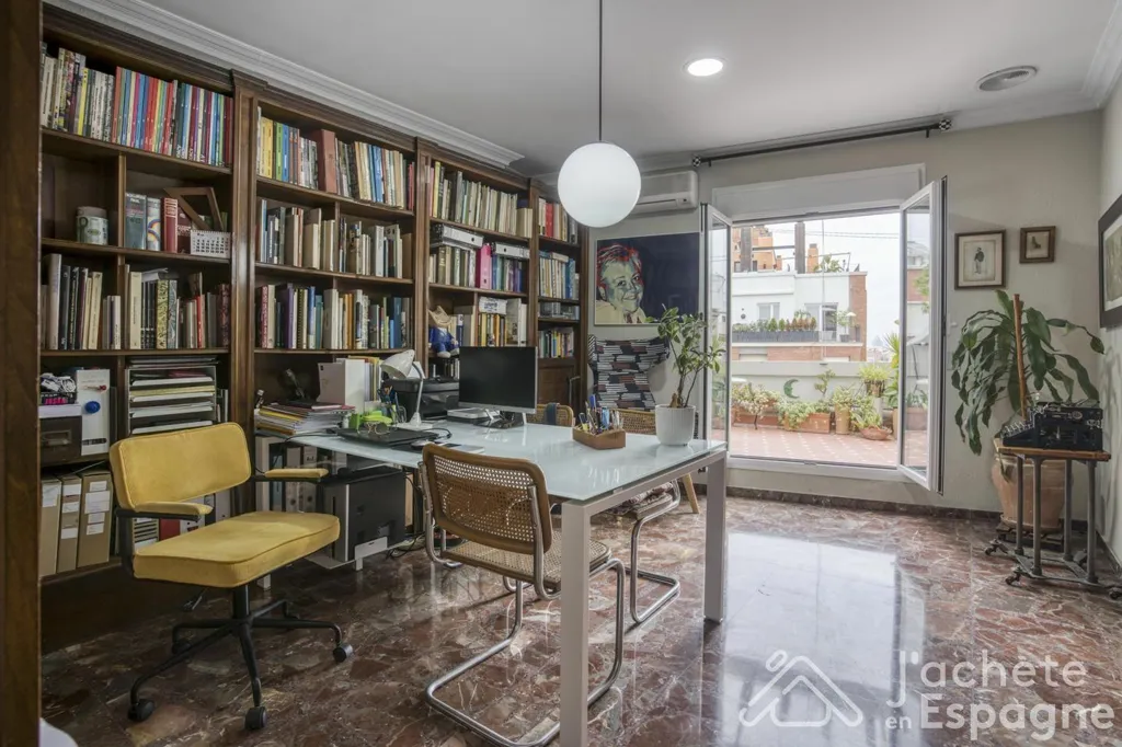 Bureau - Penthouse with Terraces in El Mercat, Valencia