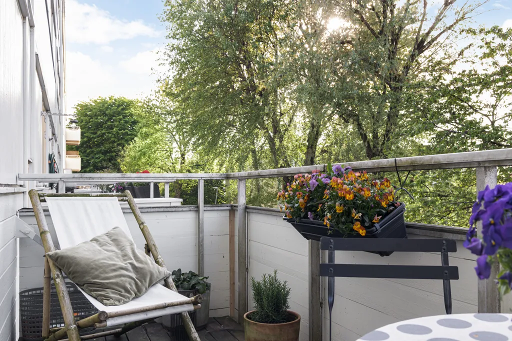 Balcone - Two-Bedroom Flat with Balcony in Masthugget