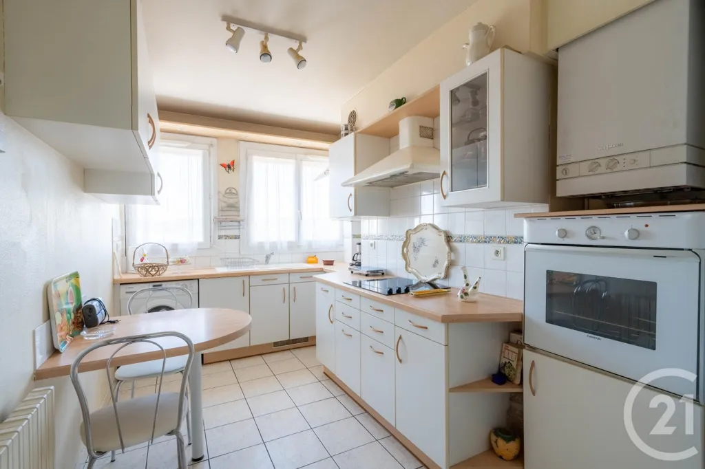 Cucina - 3-Bedroom Flat with Park View in Albi Centre