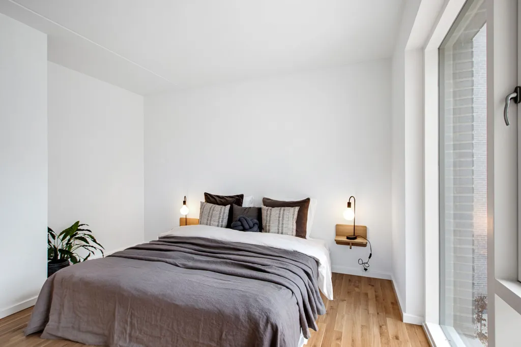 Bedrooms - Modern Flat with Balcony near Bella Center