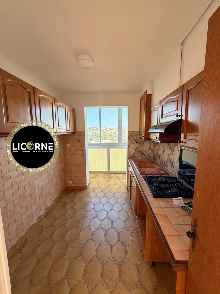Cuisine - Appartement meublé avec balcon à Marseille 15ème