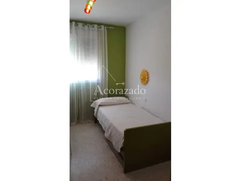 Chambres - Furnished Flat with Terrace near University