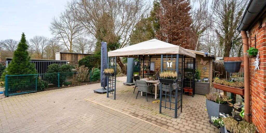 Terrass - Half-Open Building with Large Garden in Lummen