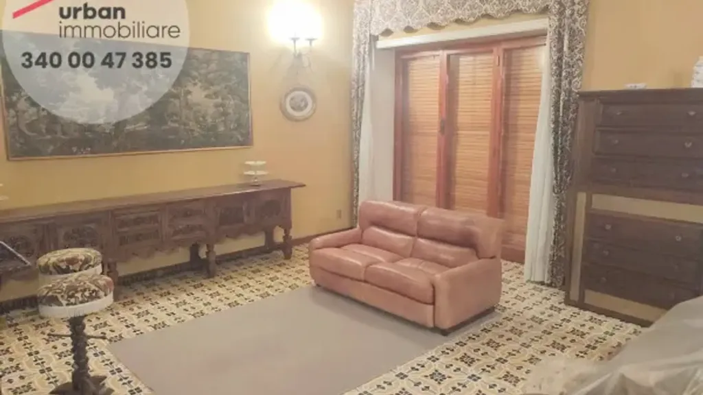 Séjour - Villa with Large Garden near L'Aquila