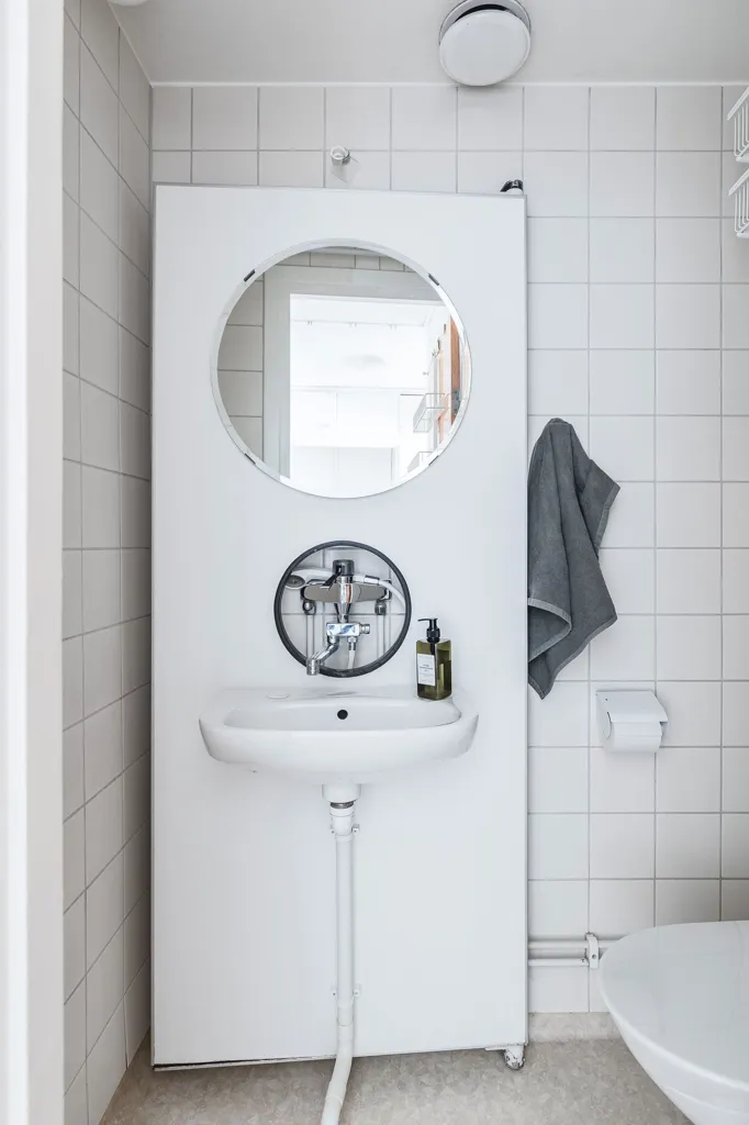 Vannitoad - Efficient Apartment with Inner Garden in Uppsala