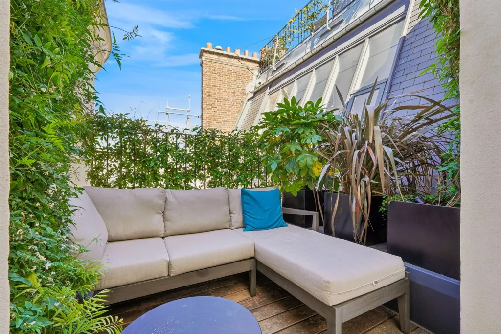 Terrasse - Appartement de Luxe avec Vue Tour Eiffel à Paris 16